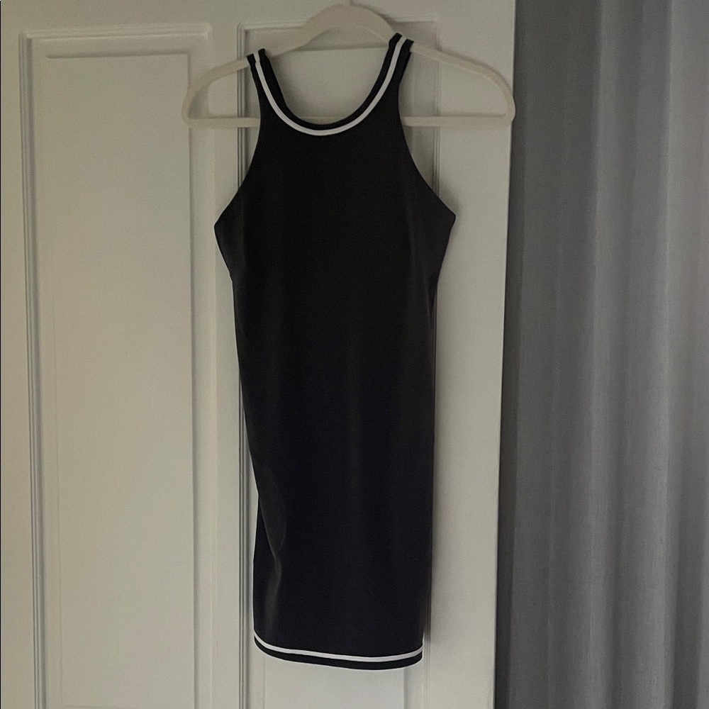 Vuori xs grey and white tennis dress - Picture 2 of 7